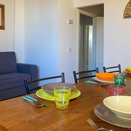 3 Bedroom Stunning In *