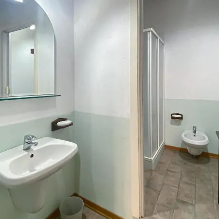 דירה 3 Bedroom Stunning In *